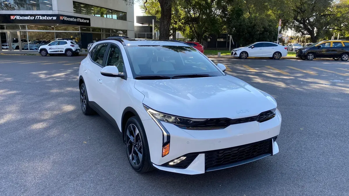 Mira esta publicación de KIA K3 2025 en Motordil