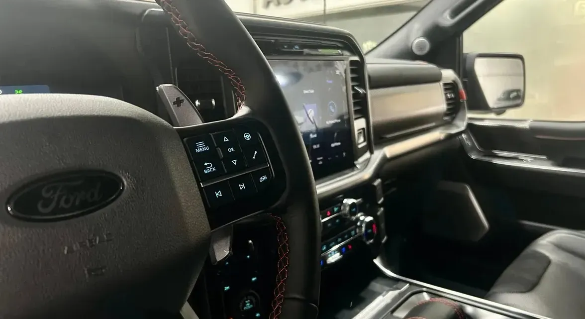 Mirá esta publicación de Ford F 150 Raptor