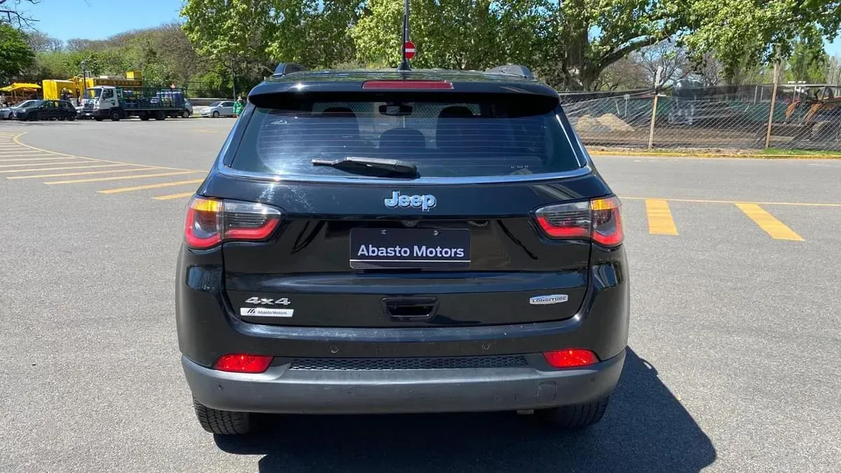 Mirá esta publicación de Jeep Compass