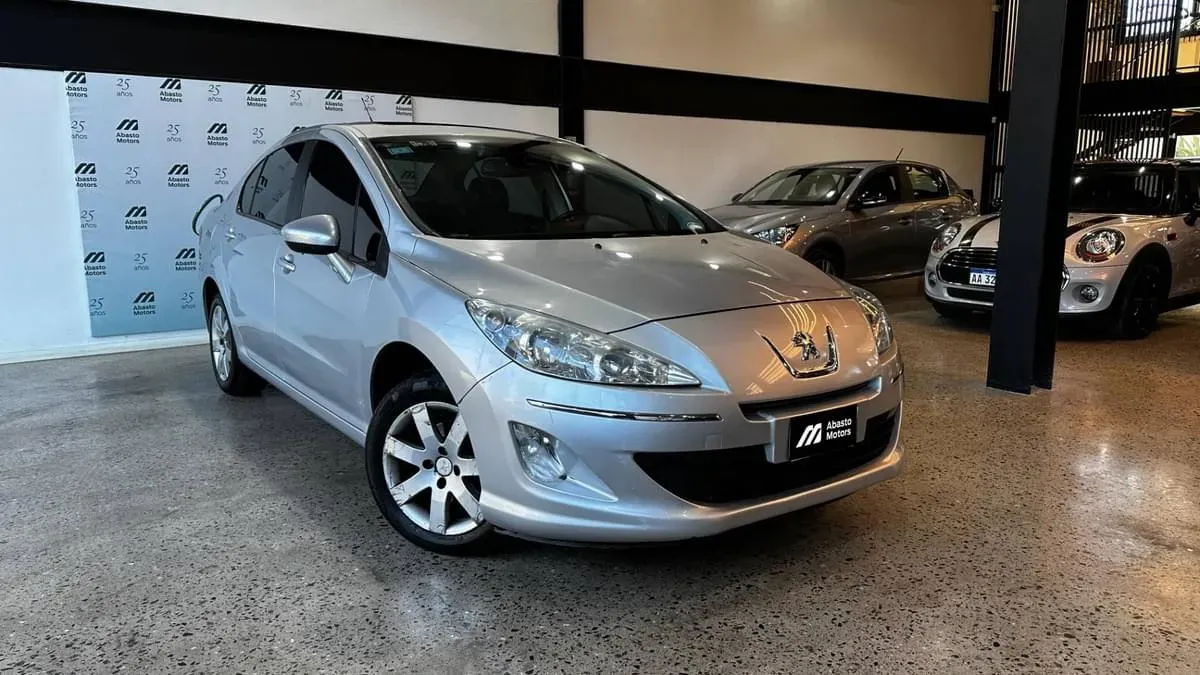 Mira esta publicación de Peugeot 408 2012 en Motordil