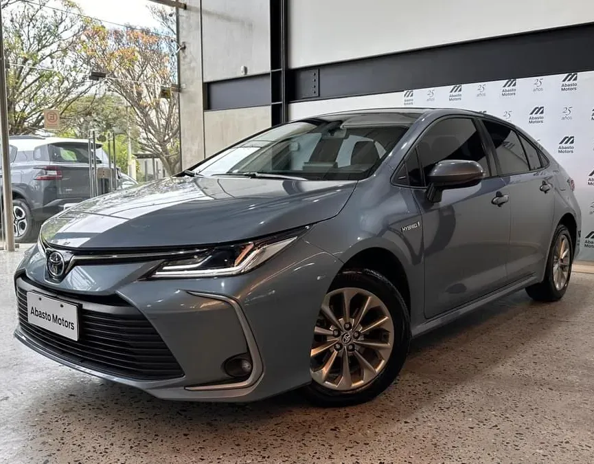 Mira esta publicación de Toyota Corolla 2022 en Motordil