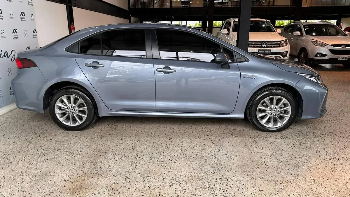 Mira esta publicación de Toyota Corolla 2022 en Motordil
