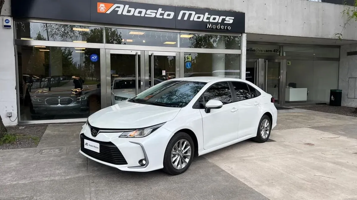 Mira esta publicación de Toyota Corolla 2024 en Motordil