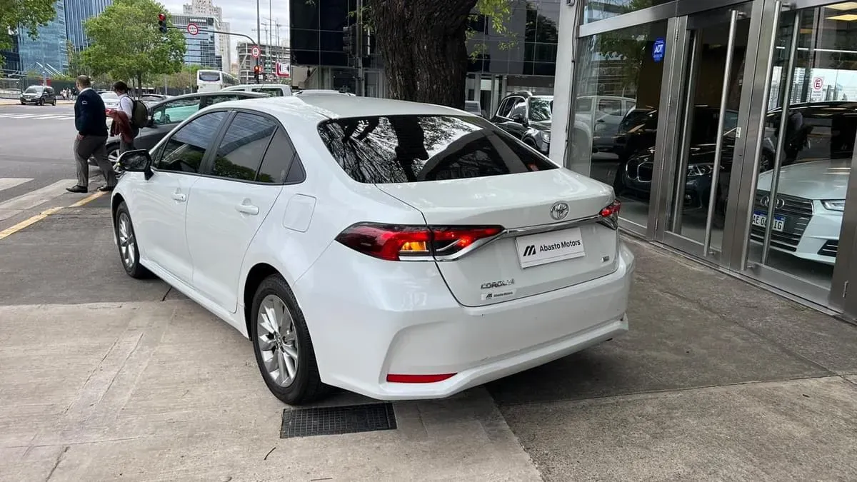 Mira esta publicación de Toyota Corolla 2024 en Motordil
