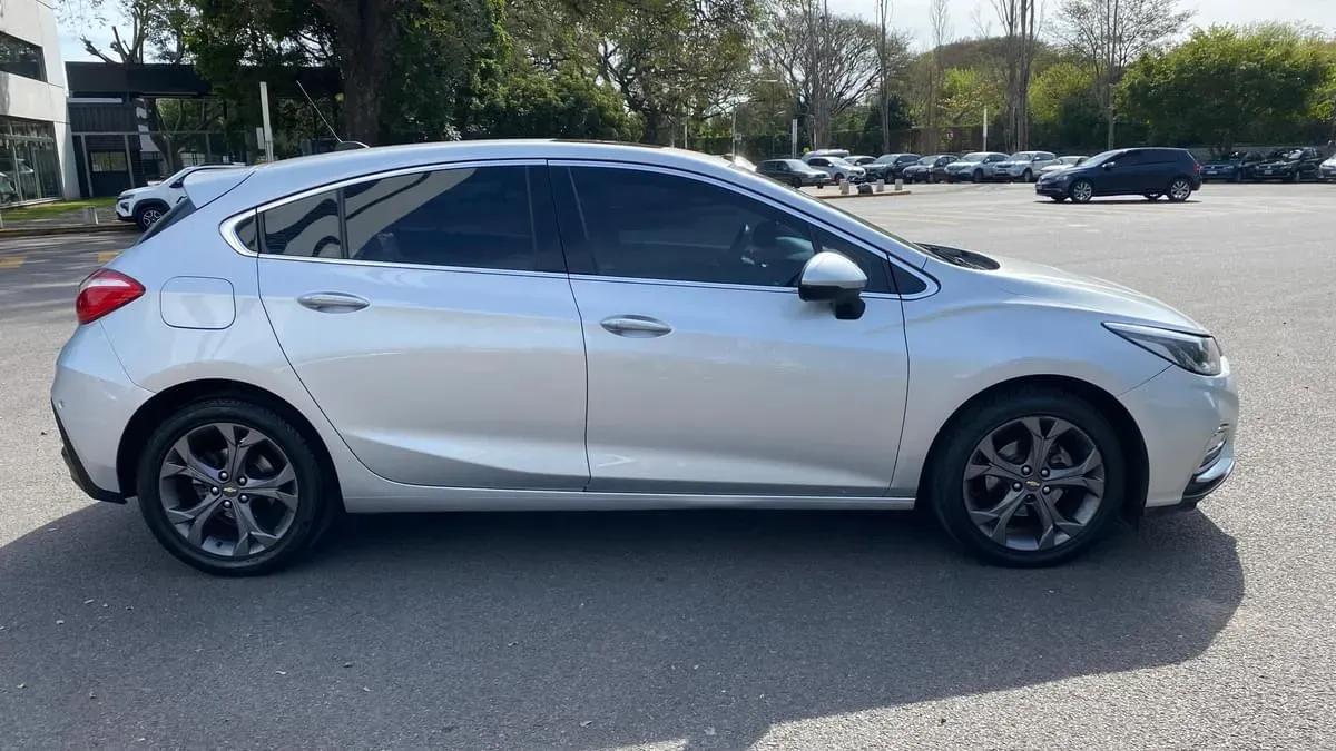 Mira esta publicación de Chevrolet Cruze 2017 en Motordil