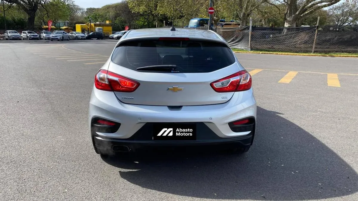 Mira esta publicación de Chevrolet Cruze 2017 en Motordil