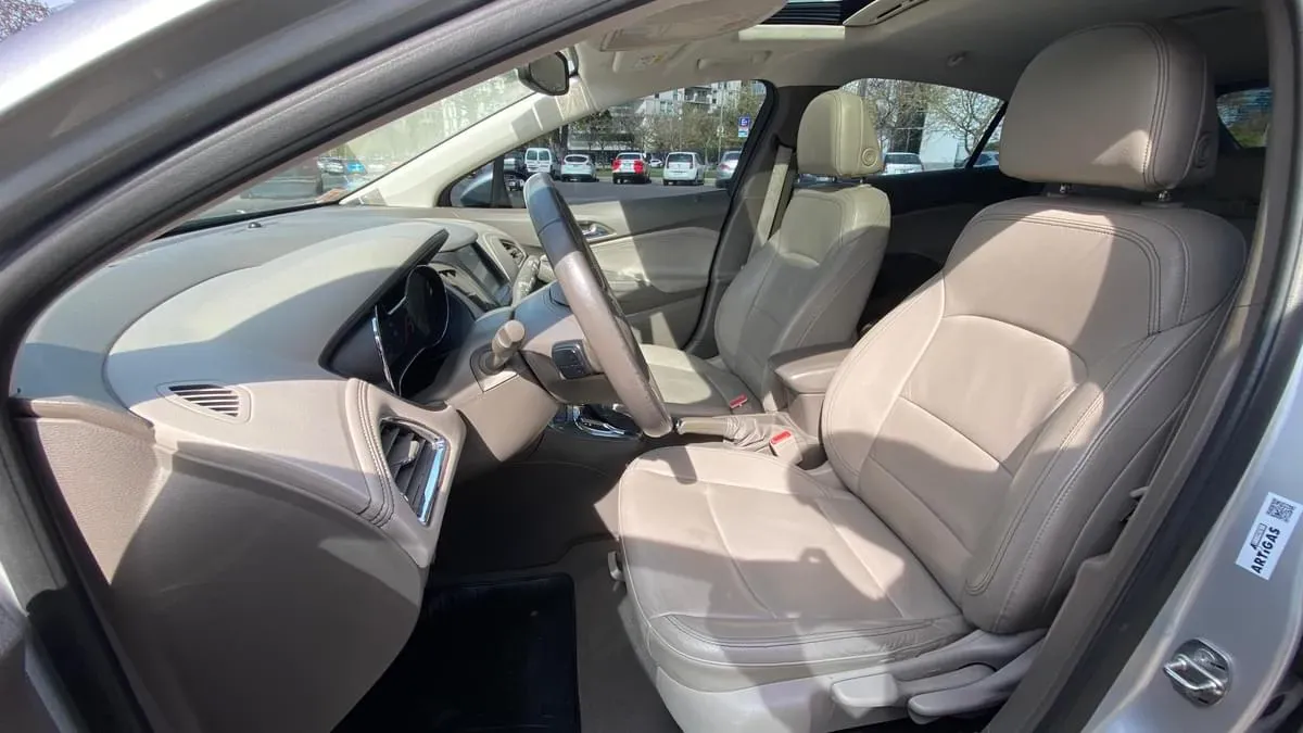 Mira esta publicación de Chevrolet Cruze 2017 en Motordil