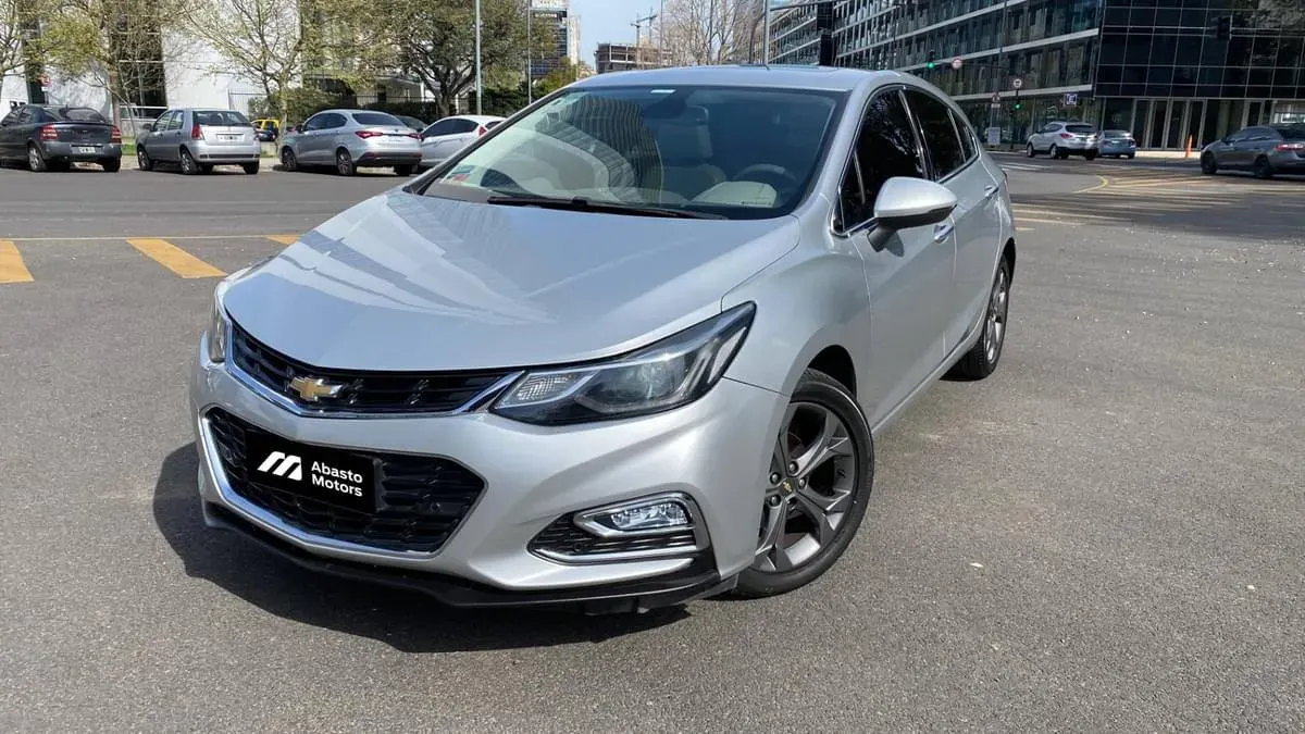 Mira esta publicación de Chevrolet Cruze 2017 en Motordil