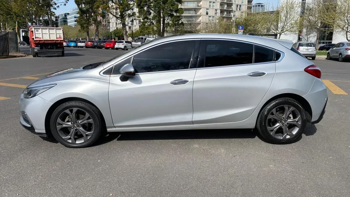 Mira esta publicación de Chevrolet Cruze 2017 en Motordil