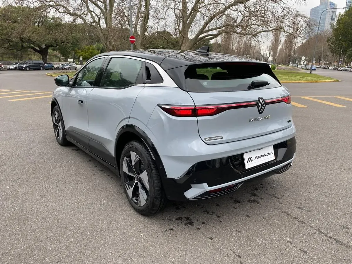 Mira esta publicación de Renault Megane 2025 en Motordil