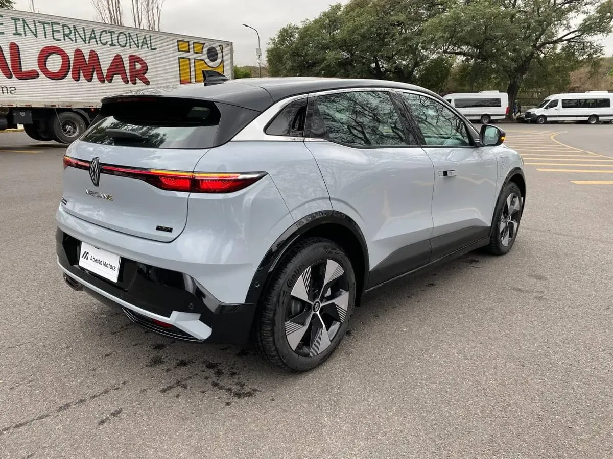 Mira esta publicación de Renault Megane 2025 en Motordil