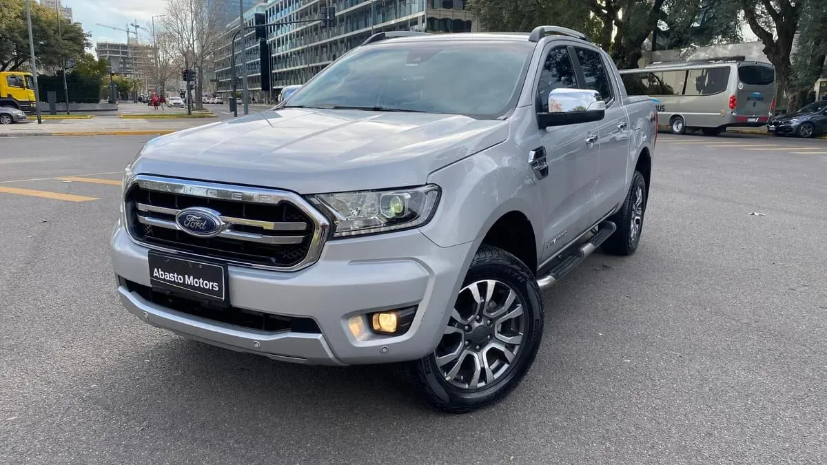 Mira esta publicación de Ford Ranger 2023 en Motordil