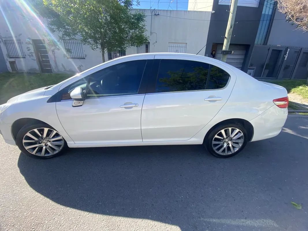 Mirá esta publicación de Peugeot 408