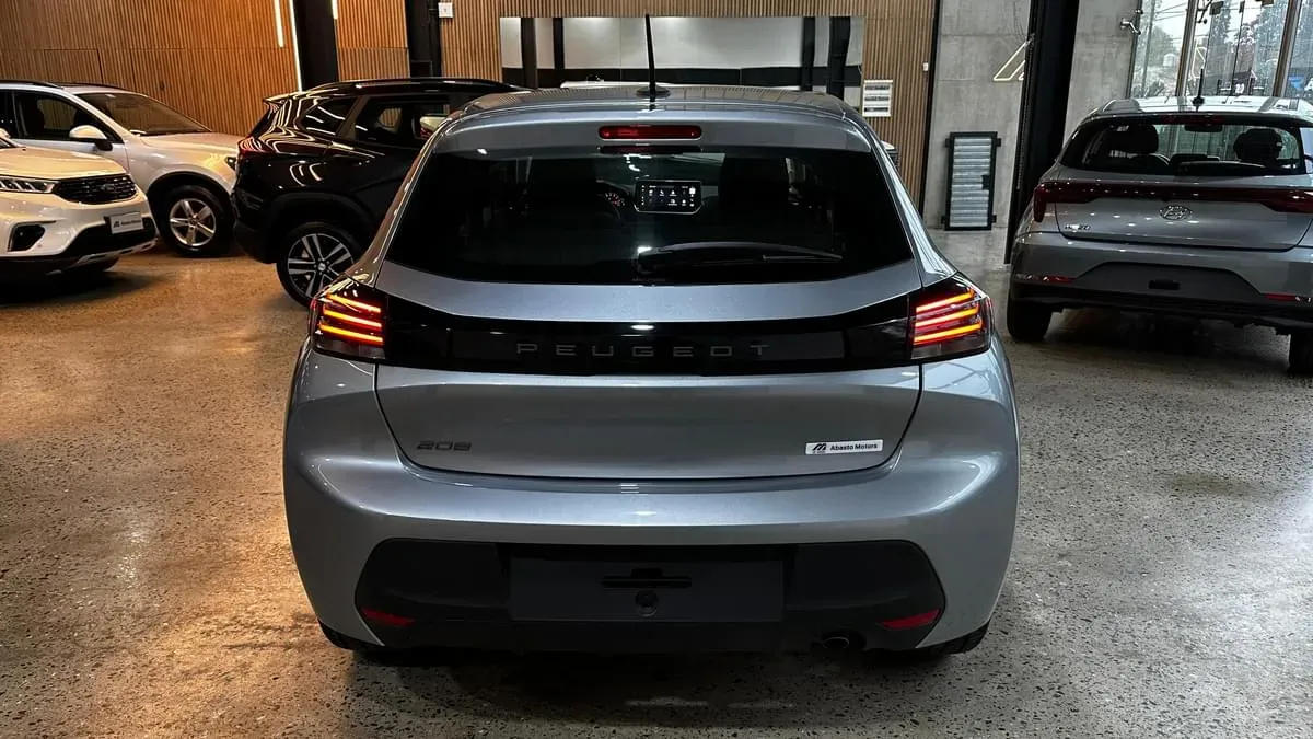 Mira esta publicación de Peugeot 208 2025 en Motordil