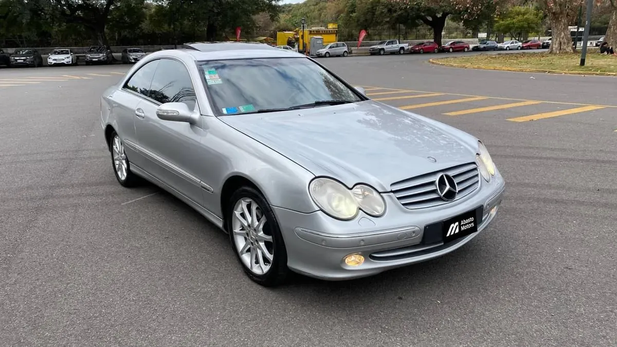 Mira esta publicación de Mercedes Benz CLK 2004 en Motordil