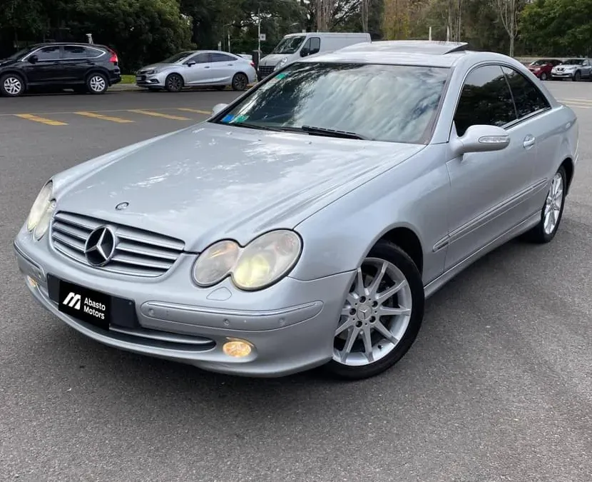 Mira esta publicación de Mercedes Benz CLK 2004 en Motordil