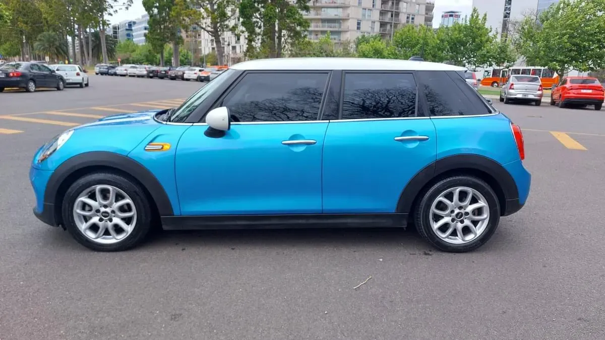 Mira esta publicación de Mini Cooper 2017 en Motordil