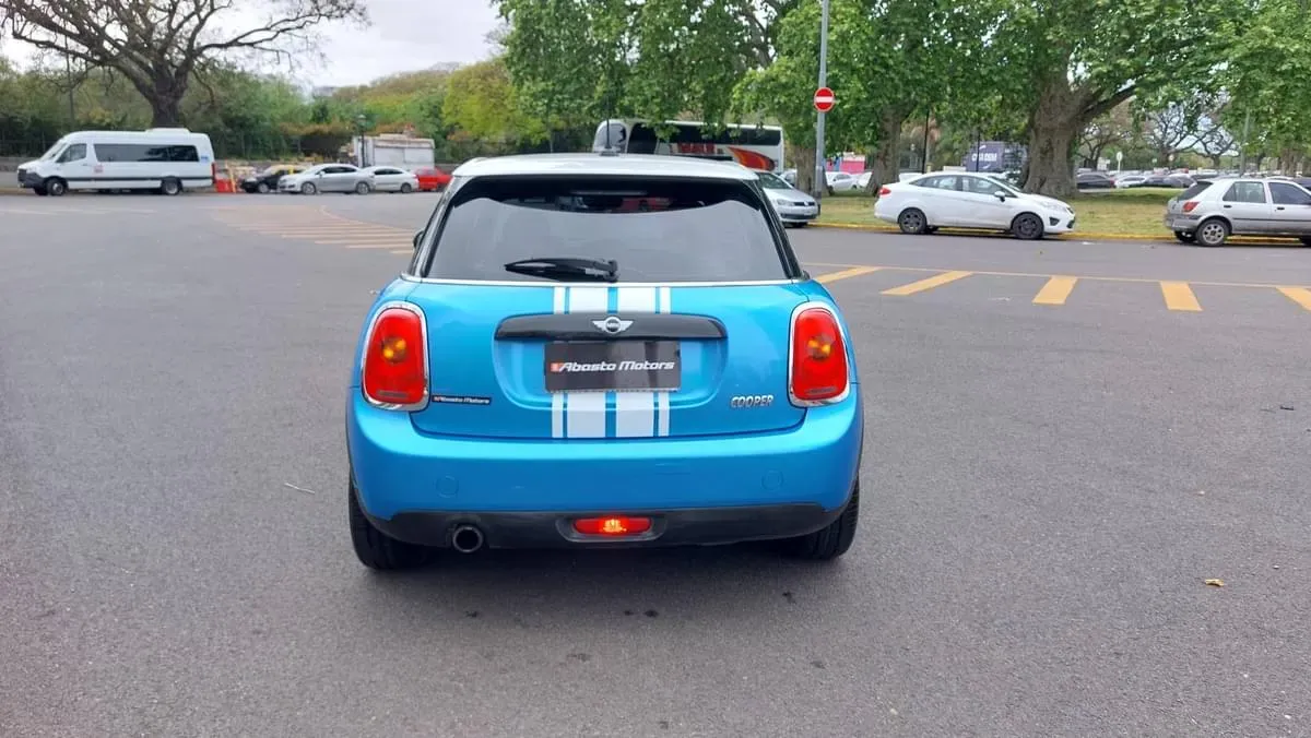 Mira esta publicación de Mini Cooper 2017 en Motordil