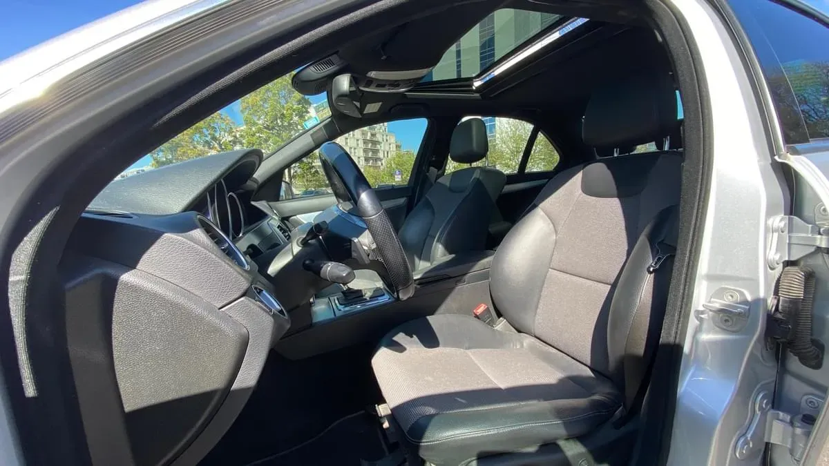 Mira esta publicación de Mercedes Benz Clase C 2012 en Motordil