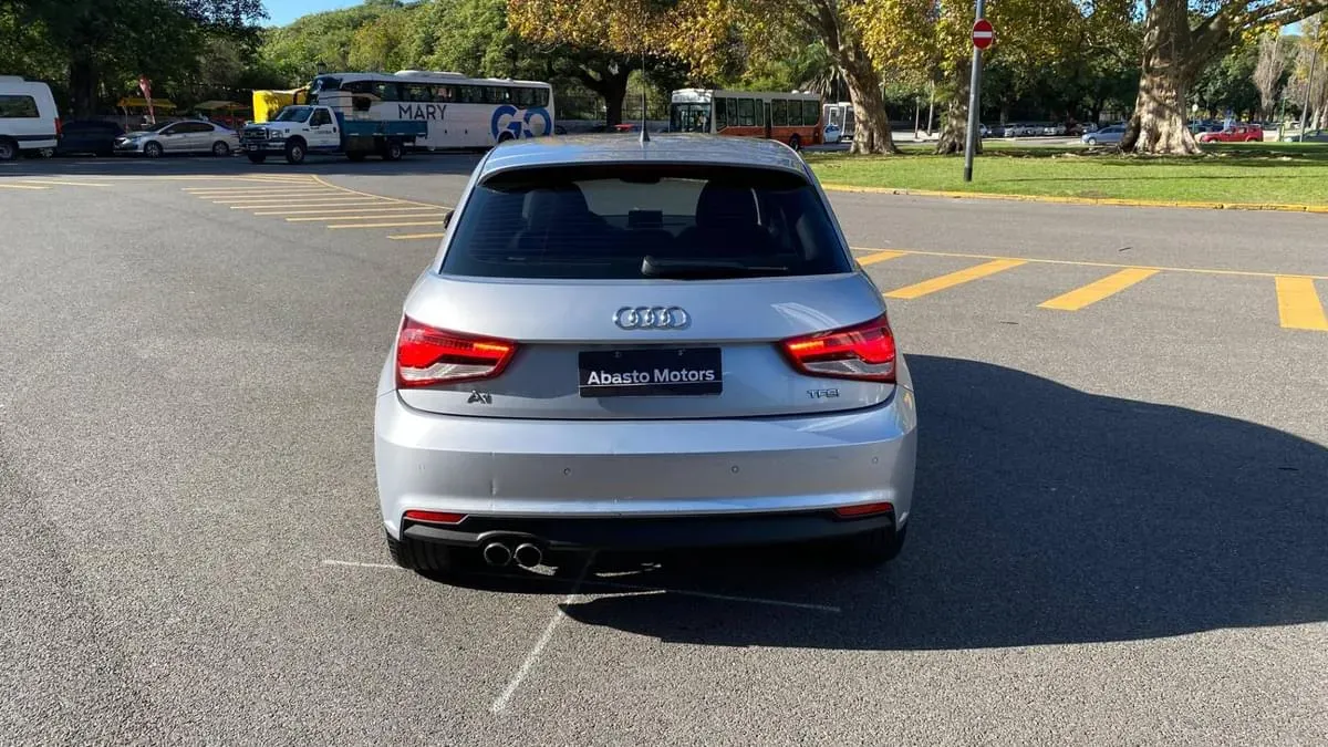 Mira esta publicación de Audi A1 2016 en Motordil