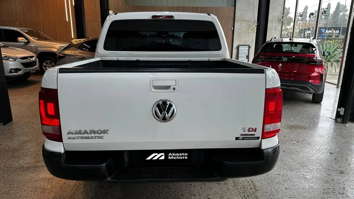 Mira esta publicación de Volkswagen Amarok 2017 en Motordil