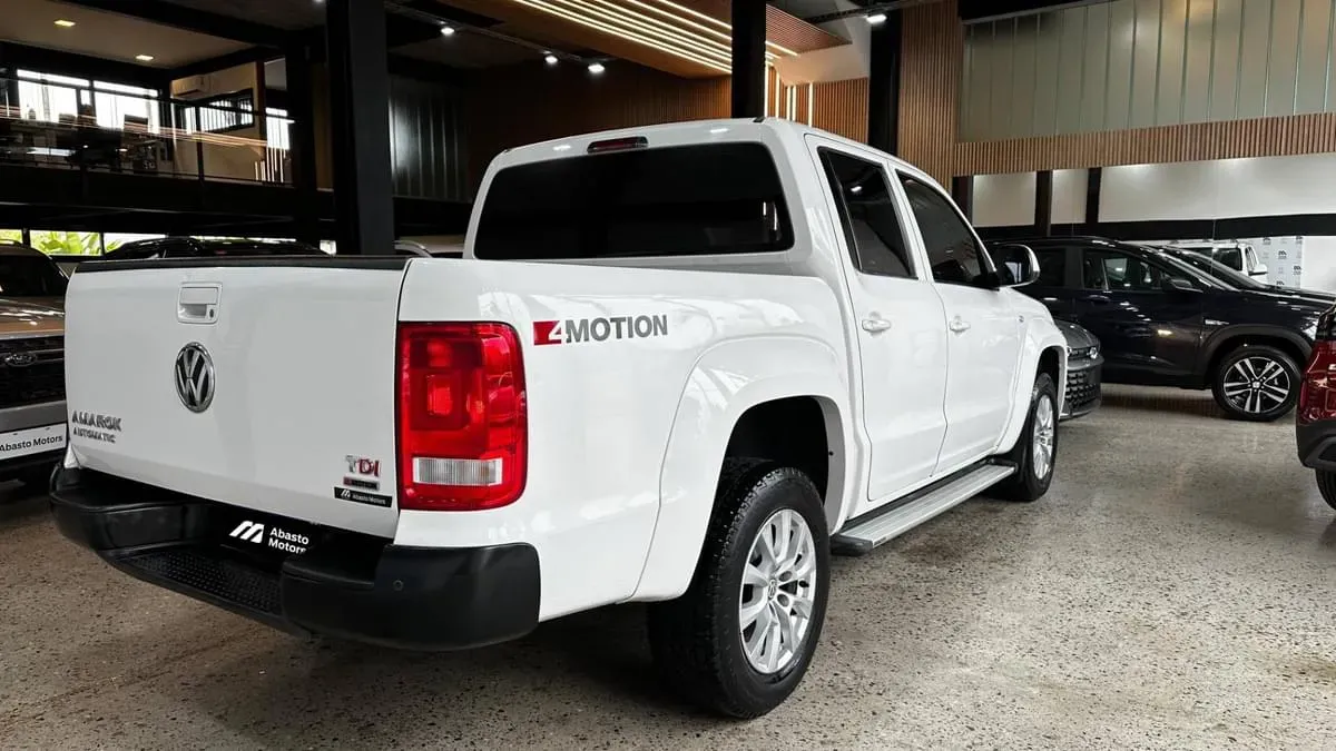 Mira esta publicación de Volkswagen Amarok 2017 en Motordil