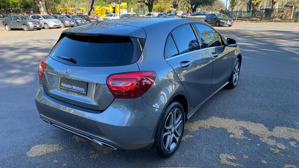 Mira esta publicación de Mercedes Benz Clase A 2016 en Motordil