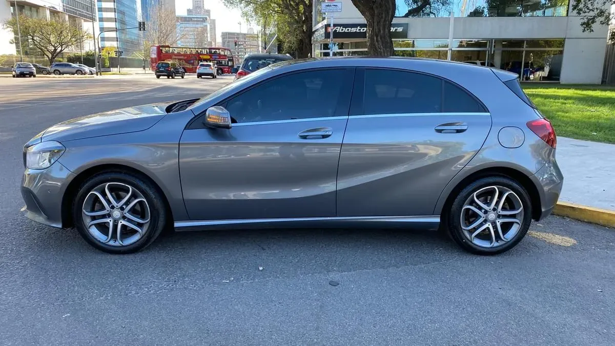 Mira esta publicación de Mercedes Benz Clase A 2016 en Motordil