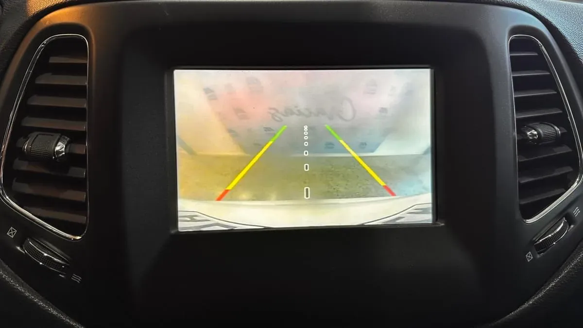 Mira esta publicación de Jeep Compass 2021 en Motordil