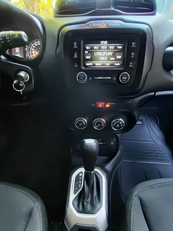 Mirá esta publicación de Jeep Renegade