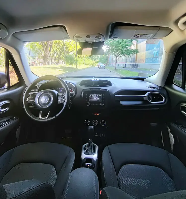 Mirá esta publicación de Jeep Renegade