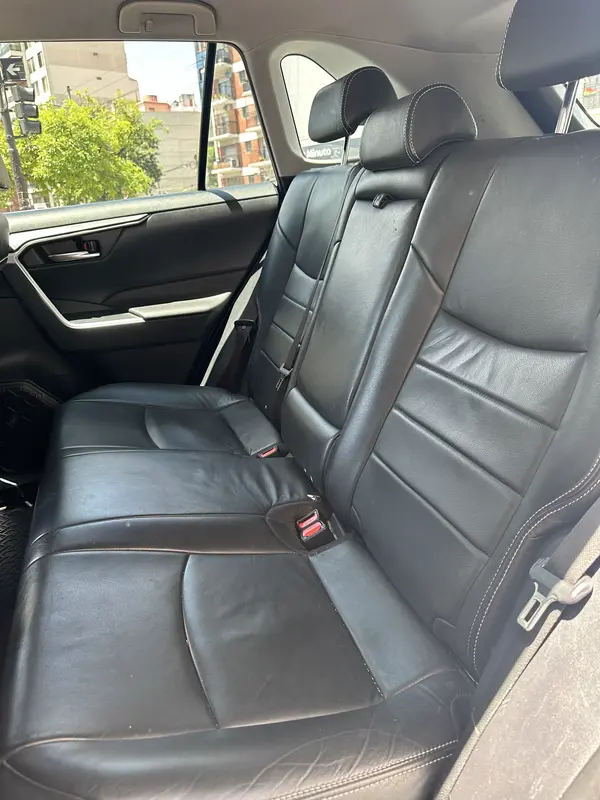 Mira esta publicación de Toyota RAV4 2020 en Motordil