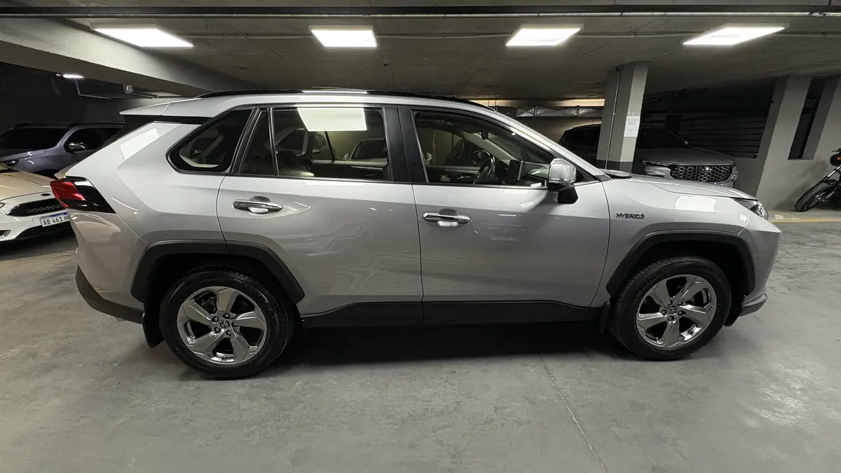 Mirá esta publicación de Toyota RAV4