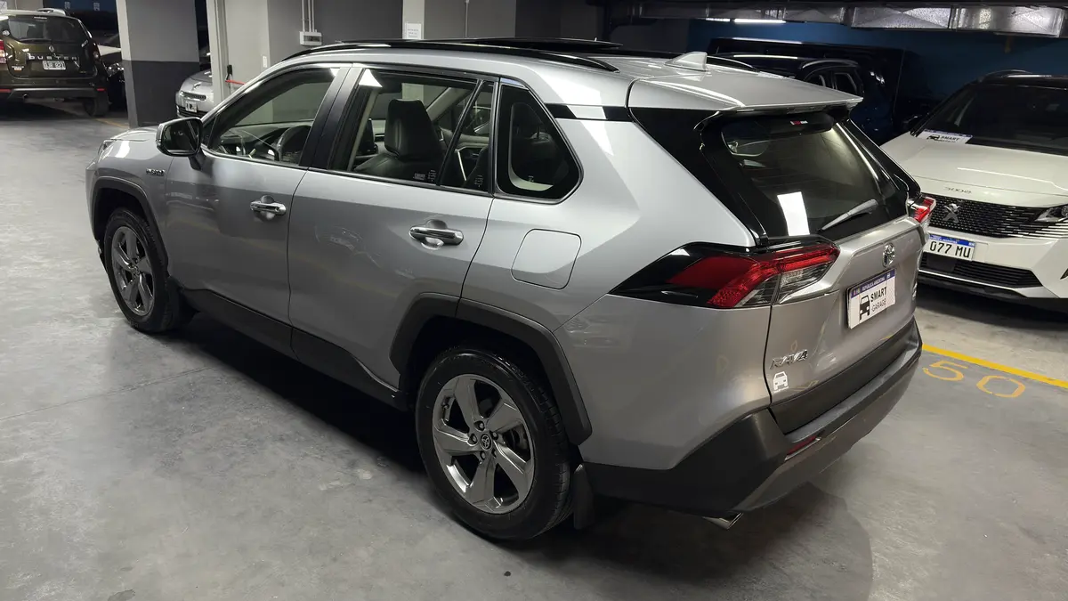 Mirá esta publicación de Toyota RAV4