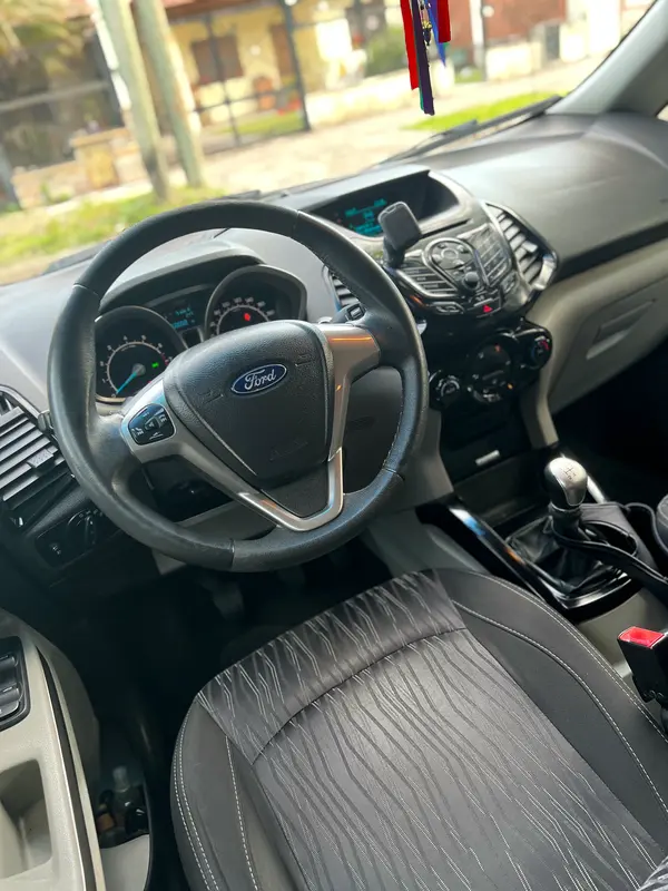 Mira esta publicación de Ford Eco Sport 2015 en Motordil