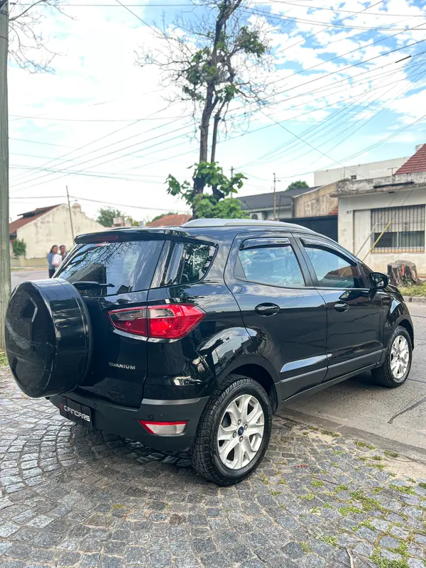 Mira esta publicación de Ford Eco Sport 2015 en Motordil