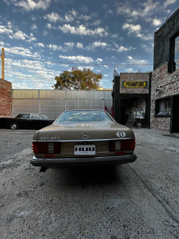 Mira esta publicación de Mercedes Benz 380 1983 en Motordil