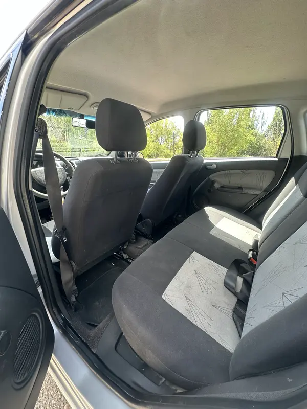 Mira esta publicación de Ford Fiesta 2008 en Motordil