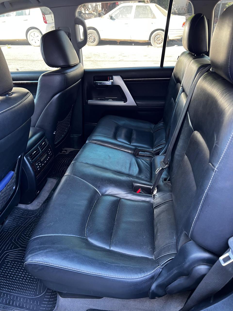 Mira esta publicación de Toyota Land Cruiser 2014 en Motordil