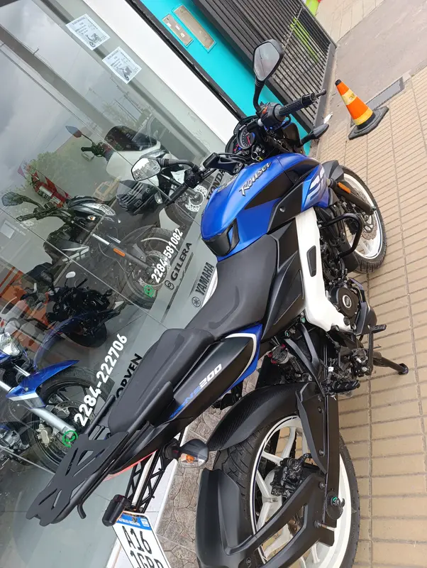 Mira esta publicación de Bajaj Rouser 200 NS 2022 en Motordil