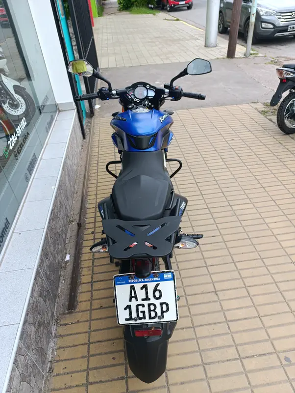 Mira esta publicación de Bajaj Rouser 200 NS 2022 en Motordil