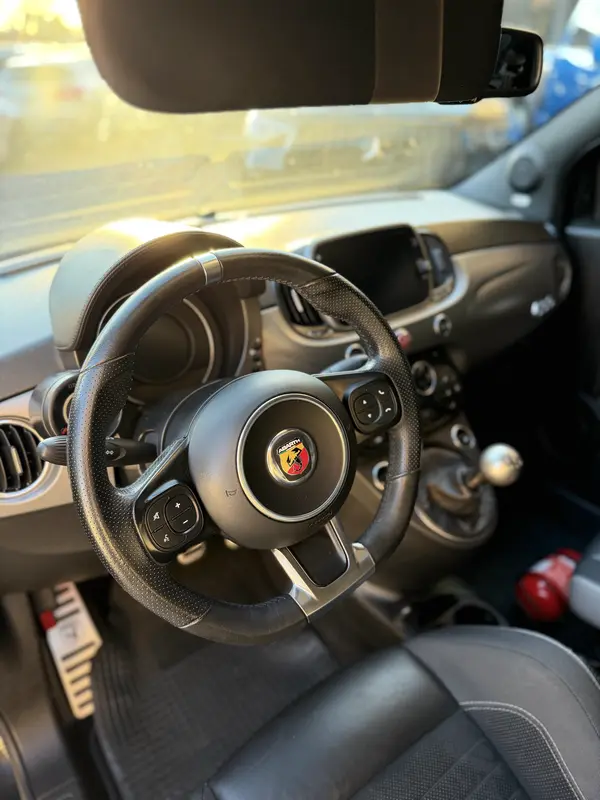 Mirá esta publicación de Abarth 595 / 695
