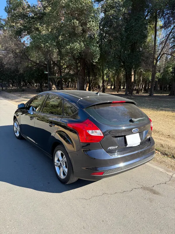 Mira esta publicación de Ford Focus 2015 en Motordil