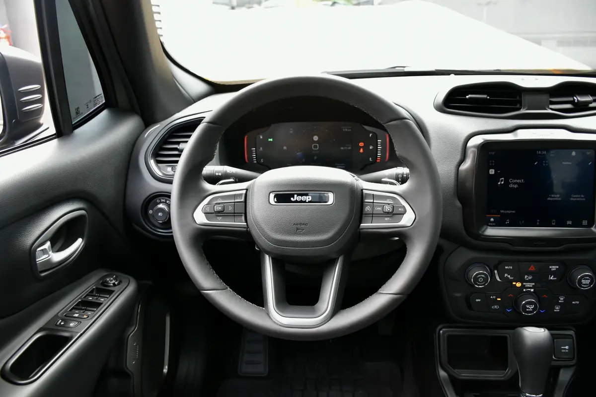 Mirá esta publicación de Jeep Renegade