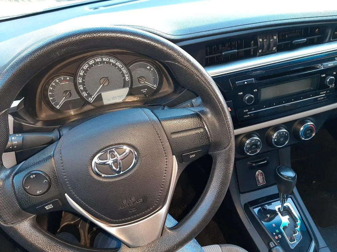 Mira esta publicación de Toyota Corolla 2015 en Motordil