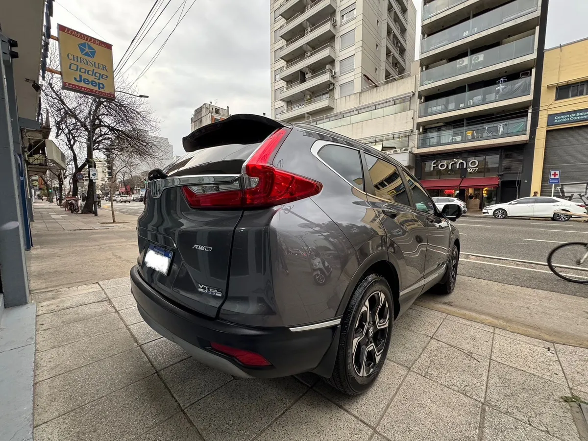 Mira esta publicación de Honda CRV 2018 en Motordil