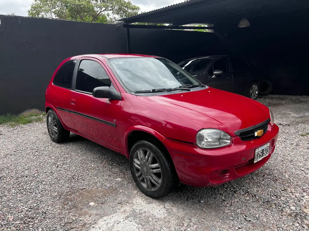Mira esta publicación de Chevrolet Corsa 2010 en Motordil