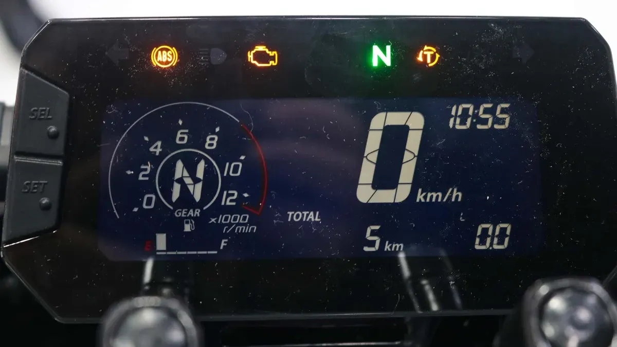 Mira esta publicación de Honda CB 300 2025 en Motordil