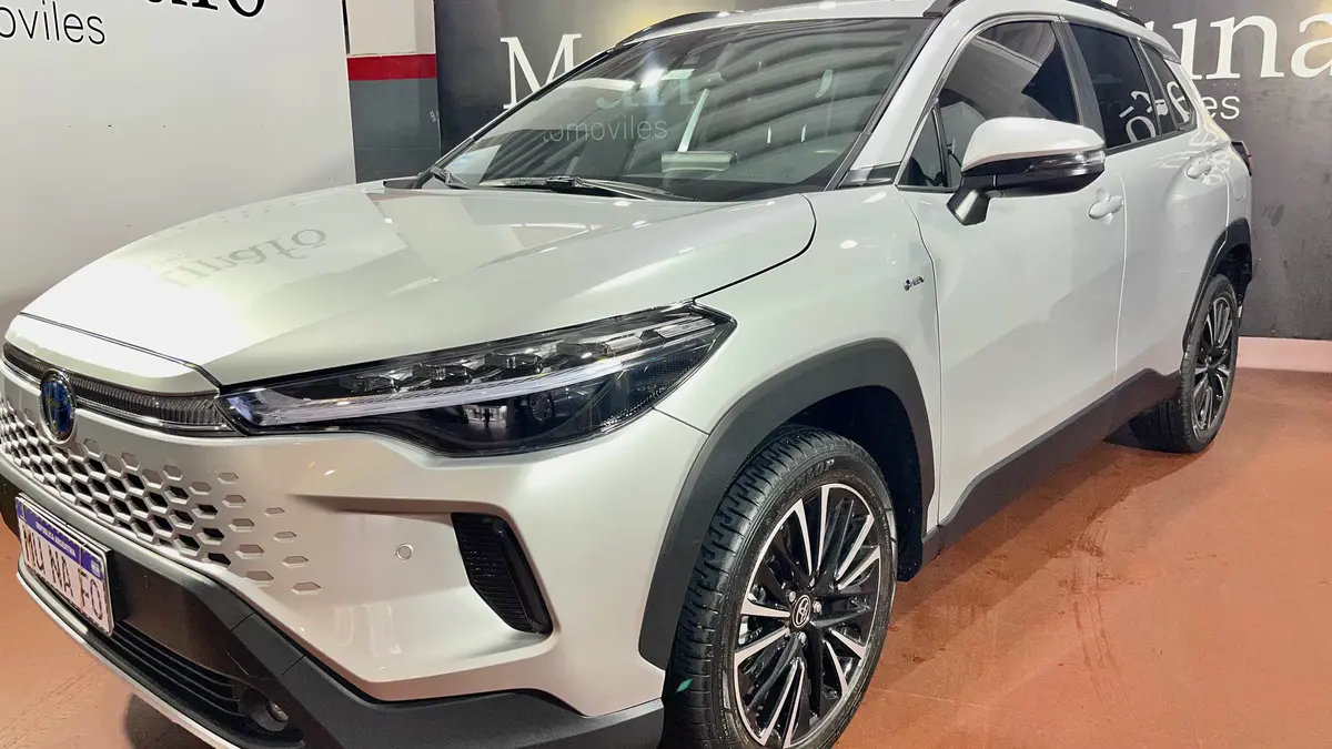 Mira esta publicación de Toyota Corolla Cross 2024 en Motordil