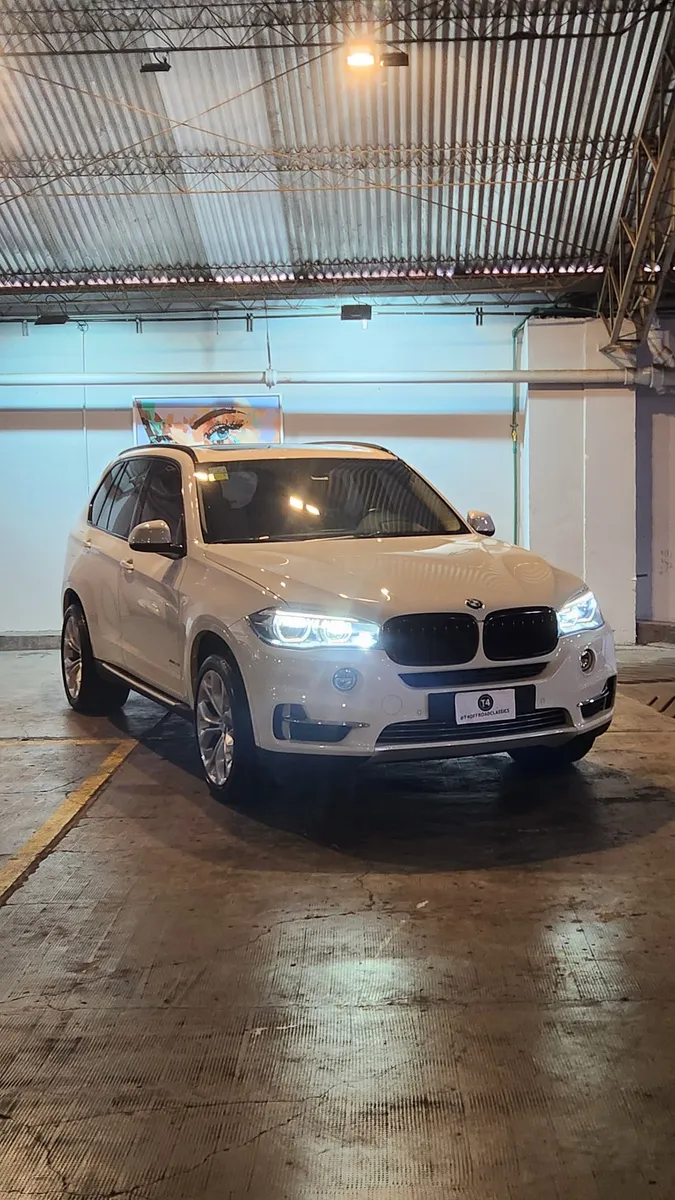 Mira esta publicación de BMW X5 2015 en Motordil